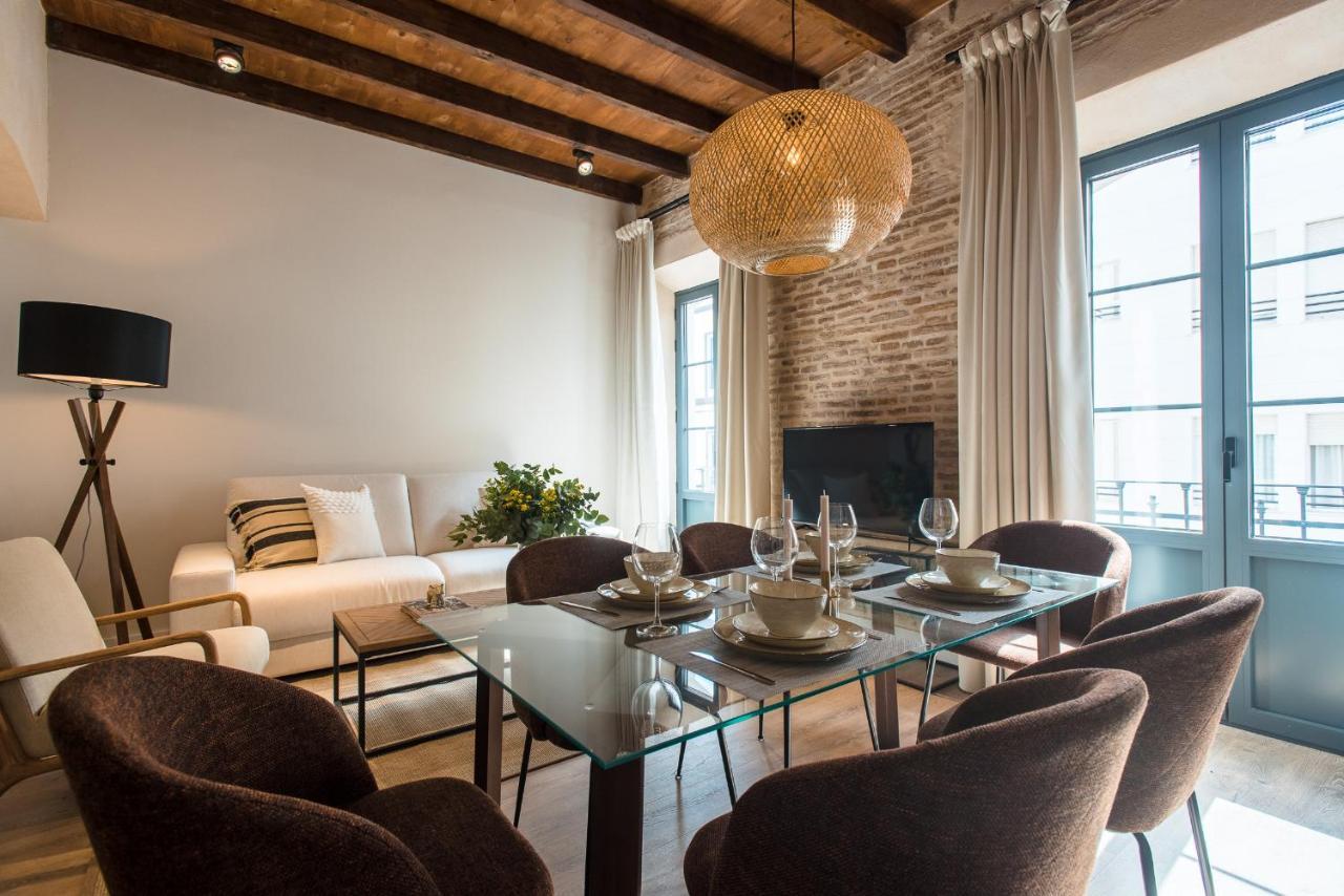 La Silleria De Triana By Magno Apartments Sevilla Dış mekan fotoğraf